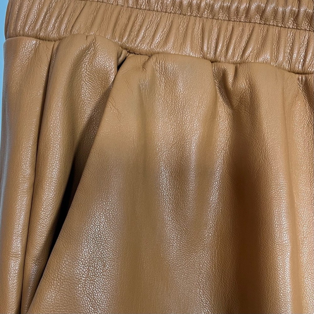NWOT LOFT Faux‎ Leather Women Dark Tan Baggy Pants With Elastic Waistband Size L - Picture 4 of 9